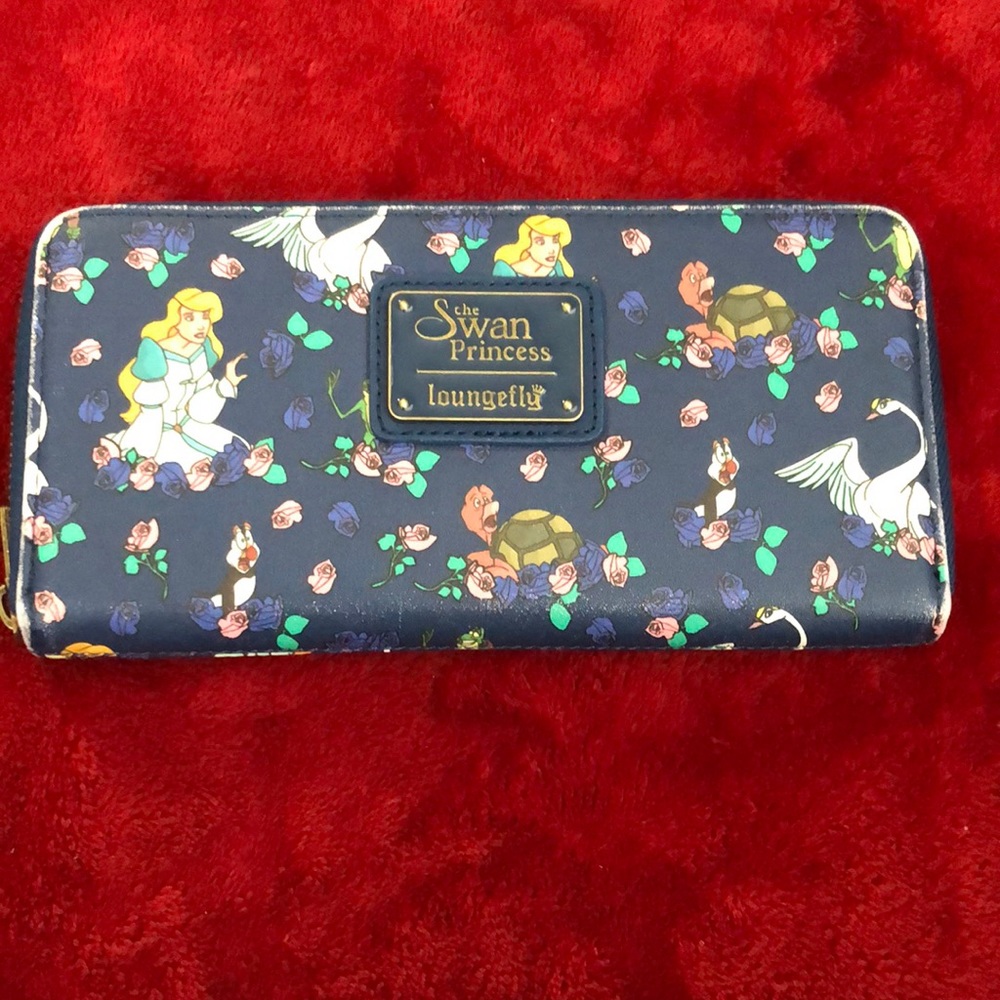 Loungefly Swan princess wallet